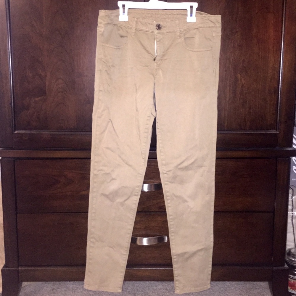 American Eagle “Jegging” Khakis